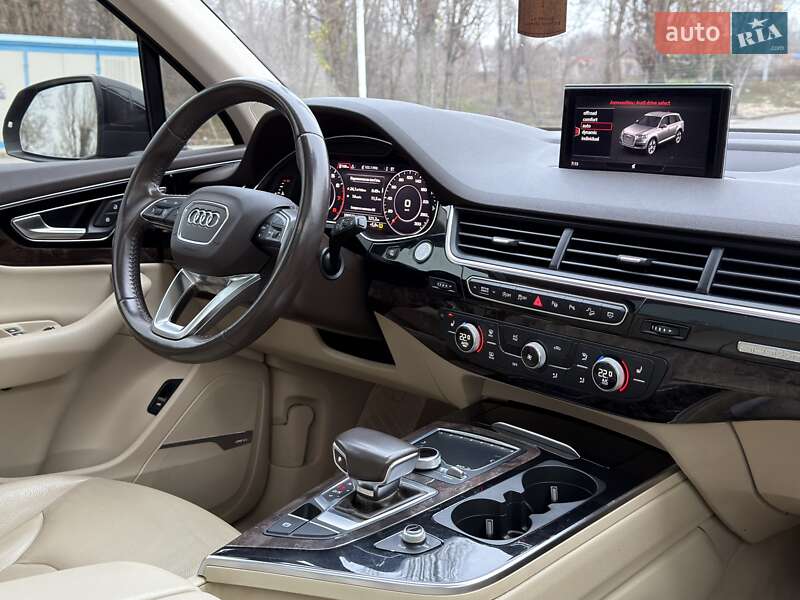 Внедорожник / Кроссовер Audi Q7 2018 в Запорожье