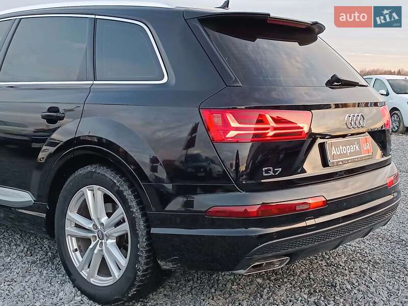 Внедорожник / Кроссовер Audi Q7 2015 в Львове