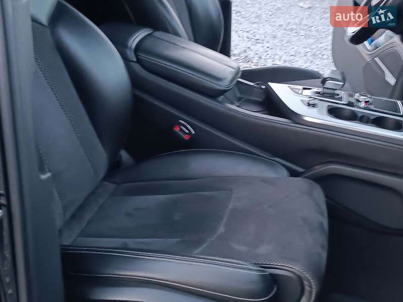 Внедорожник / Кроссовер Audi Q7 2015 в Львове