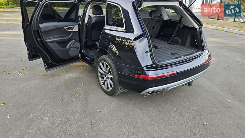 Внедорожник / Кроссовер Audi Q7 2017 в Черкассах фото 14 Внедорожник / Кроссовер Audi Q7 2017 в Черкассах