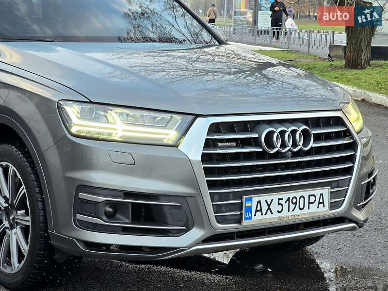 Внедорожник / Кроссовер Audi Q7 2016 в Харькове фото 11 Внедорожник / Кроссовер Audi Q7 2016 в Харькове