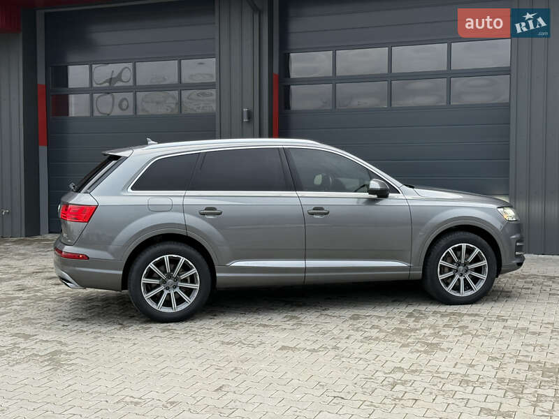 Внедорожник / Кроссовер Audi Q7 2016 в Ковеле