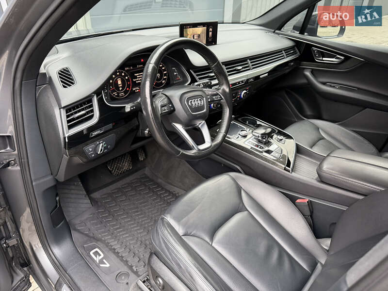 Внедорожник / Кроссовер Audi Q7 2016 в Ковеле