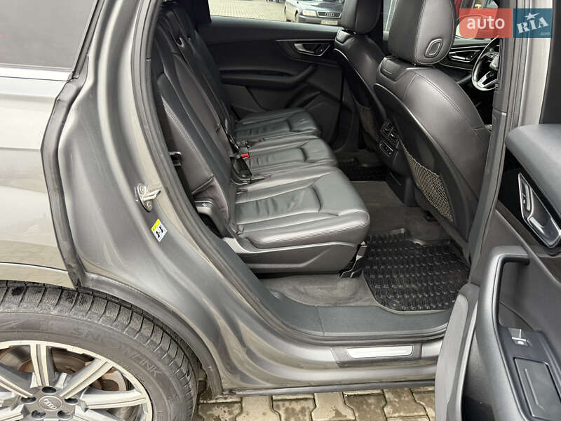 Внедорожник / Кроссовер Audi Q7 2016 в Ковеле