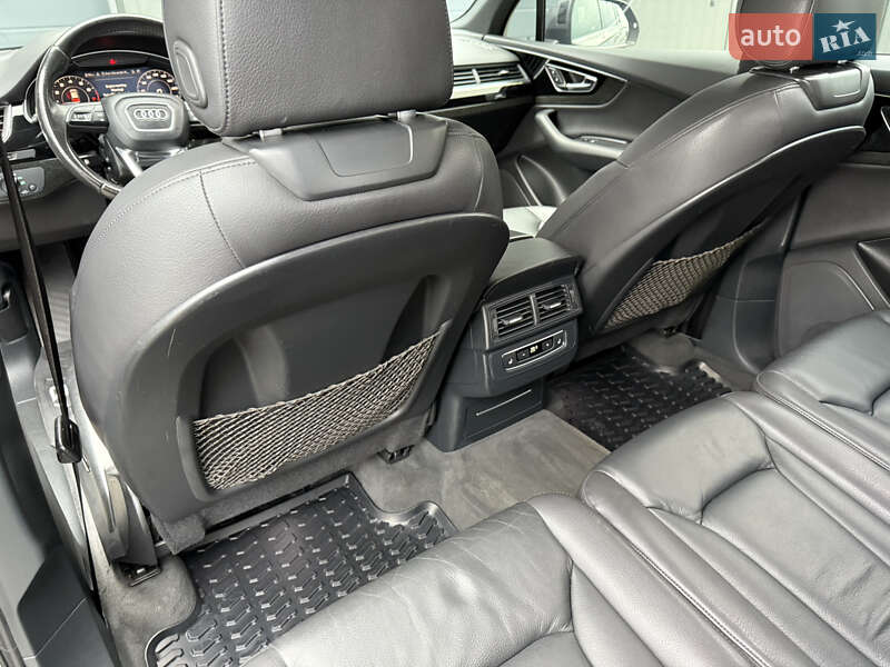 Внедорожник / Кроссовер Audi Q7 2016 в Ковеле