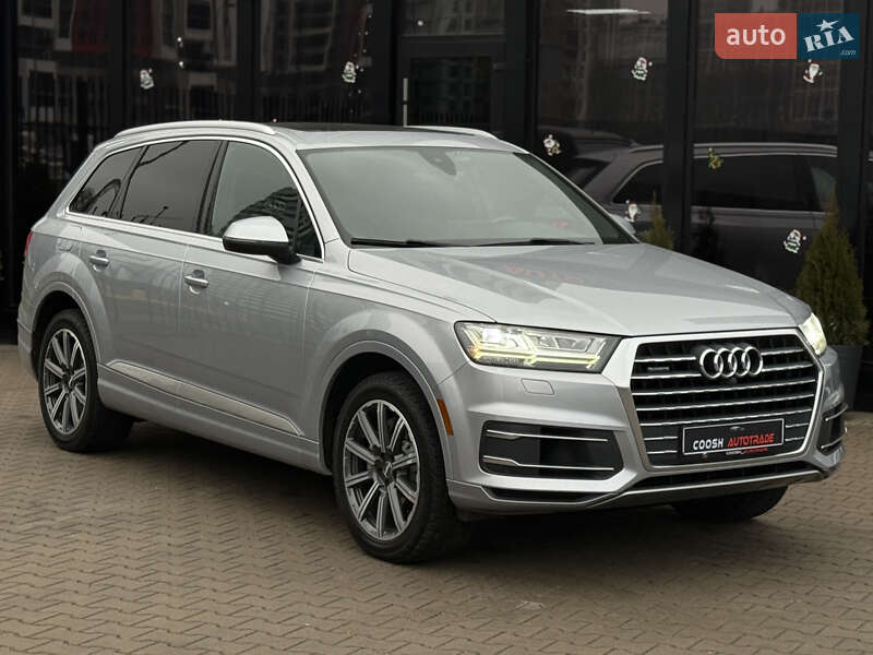 Внедорожник / Кроссовер Audi Q7 2016 в Киеве