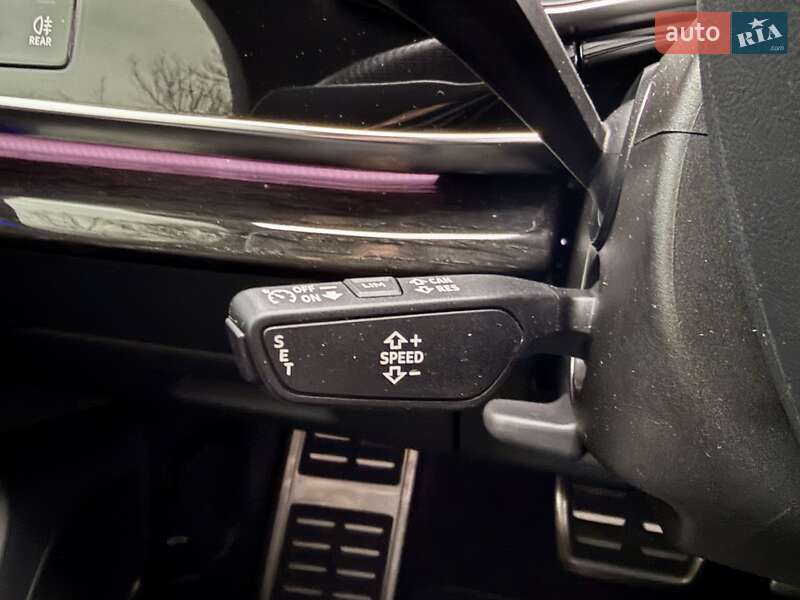 Внедорожник / Кроссовер Audi Q7 2022 в Киеве