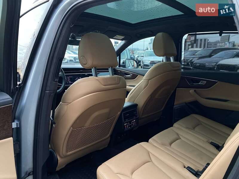 Внедорожник / Кроссовер Audi Q7 2023 в Львове фото 30 Внедорожник / Кроссовер Audi Q7 2023 в Львове