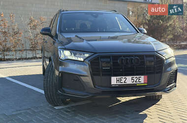 Внедорожник / Кроссовер Audi Q7 2021 в Киеве