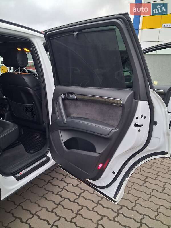 Внедорожник / Кроссовер Audi Q7 2014 в Хмельницком