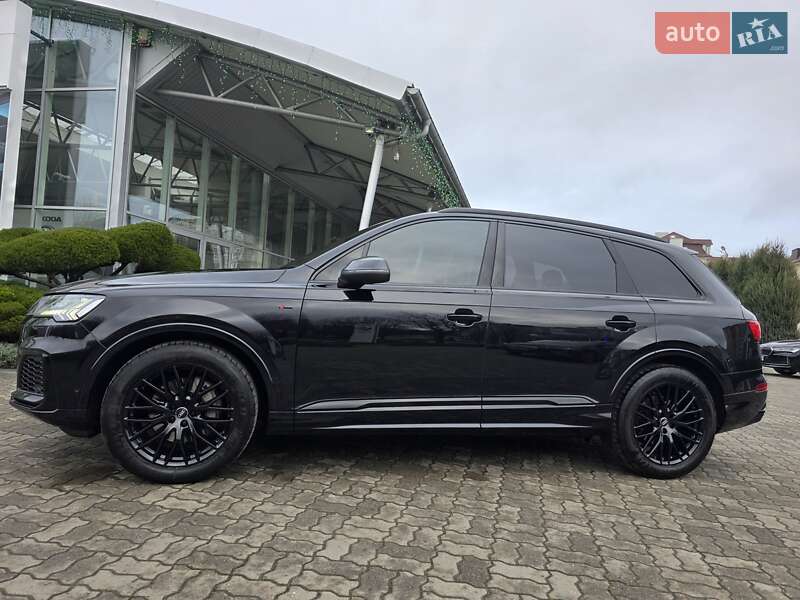 Внедорожник / Кроссовер Audi Q7 2020 в Луцке