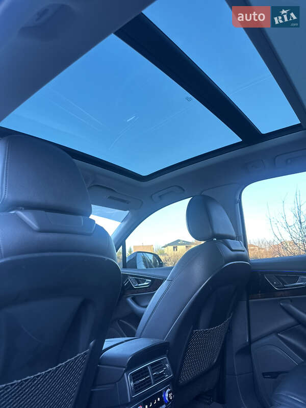 Внедорожник / Кроссовер Audi Q7 2016 в Киеве