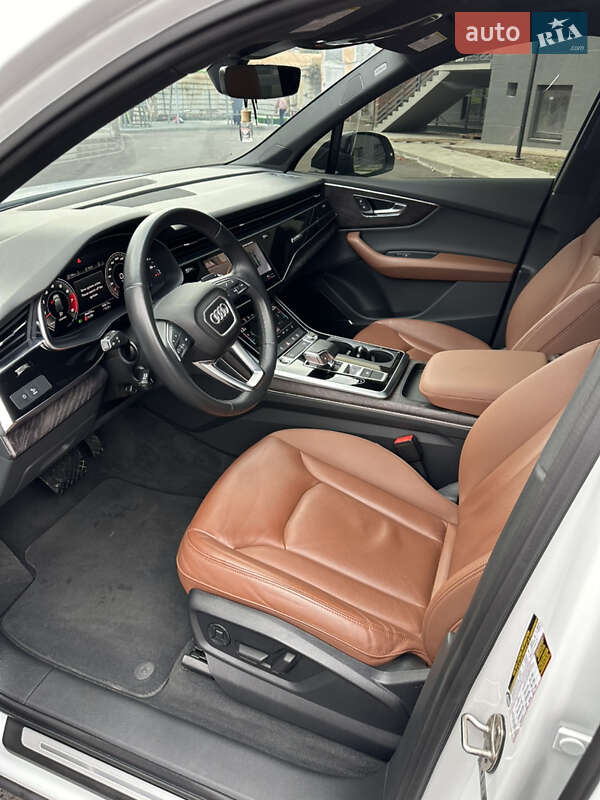 Внедорожник / Кроссовер Audi Q7 2021 в Фастове