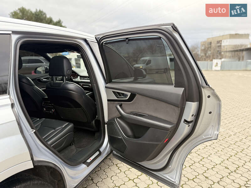 Внедорожник / Кроссовер Audi Q7 2016 в Черновцах фото 20 Внедорожник / Кроссовер Audi Q7 2016 в Черновцах