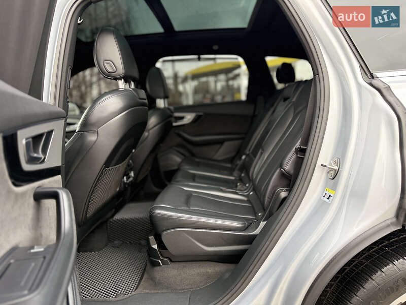 Внедорожник / Кроссовер Audi Q7 2016 в Черновцах фото 42 Внедорожник / Кроссовер Audi Q7 2016 в Черновцах