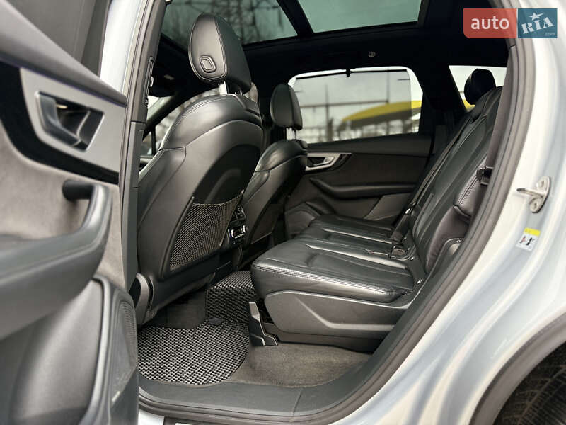Внедорожник / Кроссовер Audi Q7 2016 в Черновцах фото 47 Внедорожник / Кроссовер Audi Q7 2016 в Черновцах