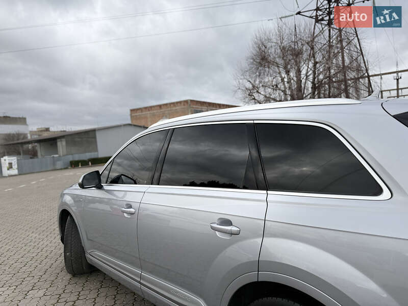 Внедорожник / Кроссовер Audi Q7 2016 в Черновцах фото 145 Внедорожник / Кроссовер Audi Q7 2016 в Черновцах