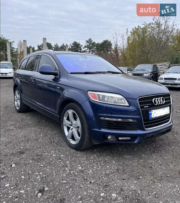 Внедорожник / Кроссовер Audi Q7 2008 в Киеве