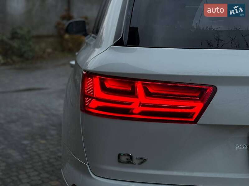 Внедорожник / Кроссовер Audi Q7 2018 в Стрые