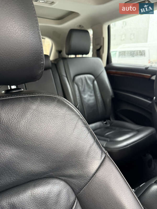 Внедорожник / Кроссовер Audi Q7 2014 в Киеве