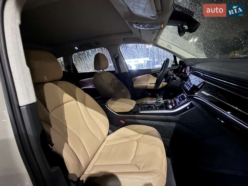 Внедорожник / Кроссовер Audi Q7 2023 в Киеве
