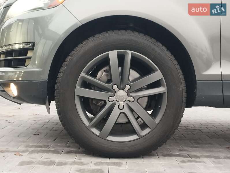 Внедорожник / Кроссовер Audi Q7 2012 в Киеве