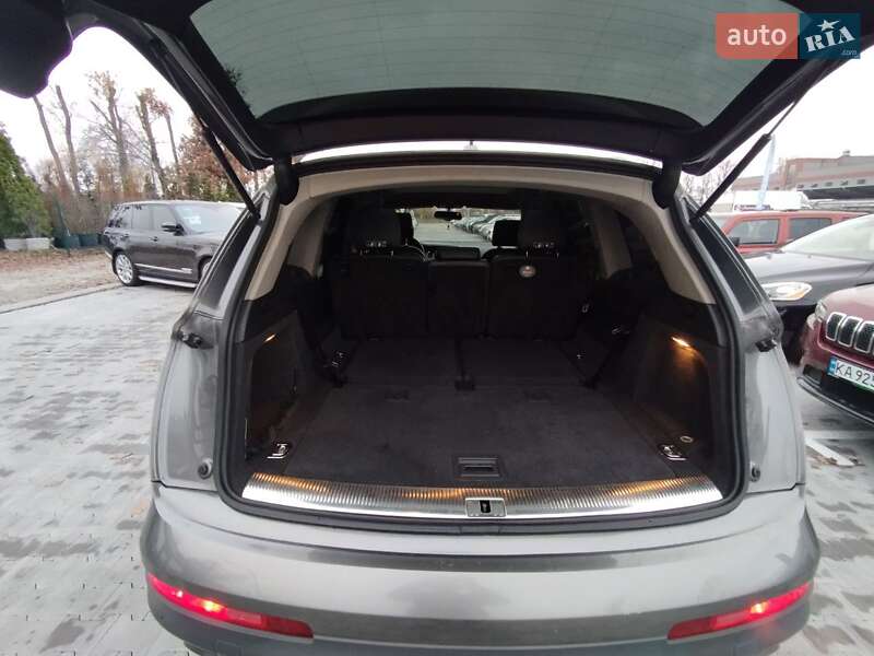 Внедорожник / Кроссовер Audi Q7 2012 в Киеве