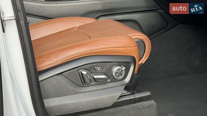 Внедорожник / Кроссовер Audi Q7 2018 в Киеве фото 32 Внедорожник / Кроссовер Audi Q7 2018 в Киеве