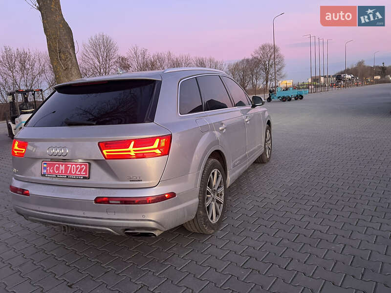 Внедорожник / Кроссовер Audi Q7 2016 в Тернополе