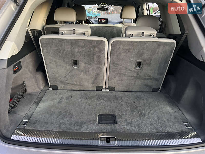 Внедорожник / Кроссовер Audi Q7 2016 в Тернополе