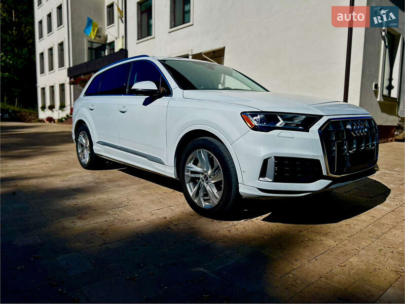Внедорожник / Кроссовер Audi Q7 2022 в Тернополе