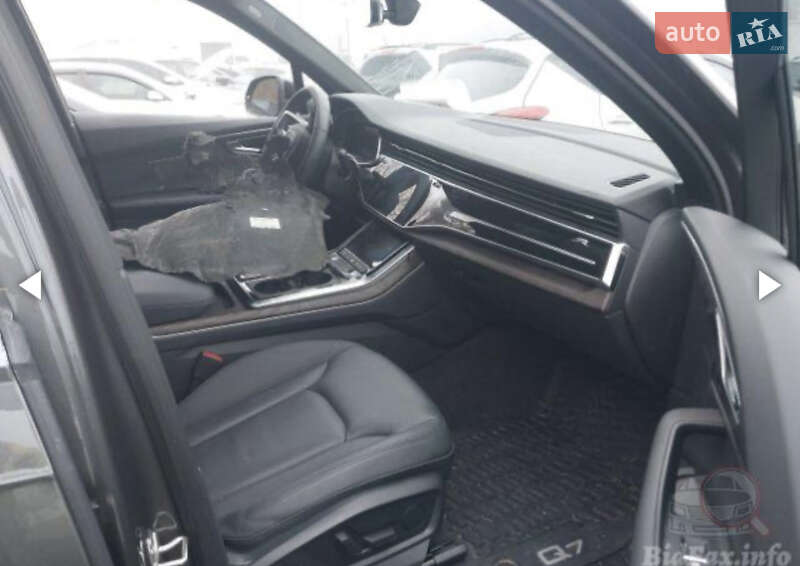 Внедорожник / Кроссовер Audi Q7 2020 в Виннице