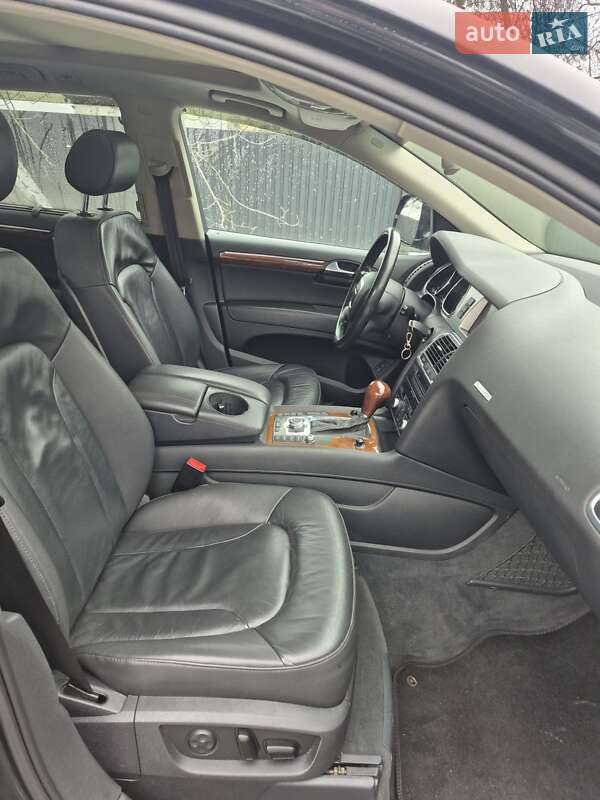 Внедорожник / Кроссовер Audi Q7 2009 в Черкассах