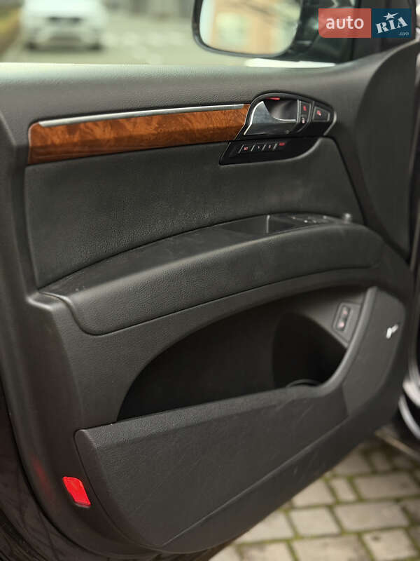 Внедорожник / Кроссовер Audi Q7 2007 в Ивано-Франковске