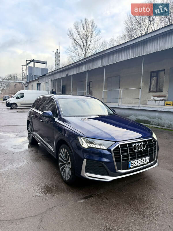 Внедорожник / Кроссовер Audi Q7 2021 в Киеве фото 2 Внедорожник / Кроссовер Audi Q7 2021 в Киеве