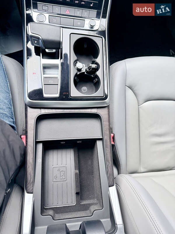 Внедорожник / Кроссовер Audi Q7 2021 в Киеве фото 23 Внедорожник / Кроссовер Audi Q7 2021 в Киеве