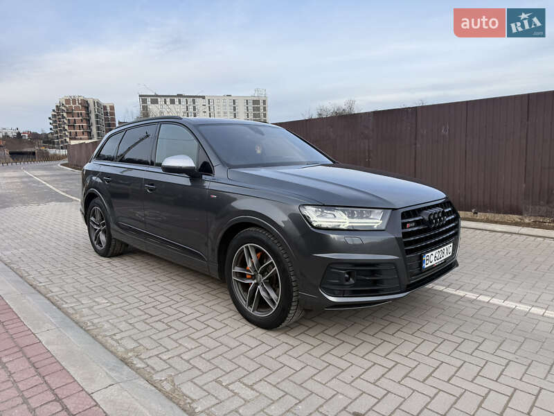 Внедорожник / Кроссовер Audi Q7 2017 в Львове