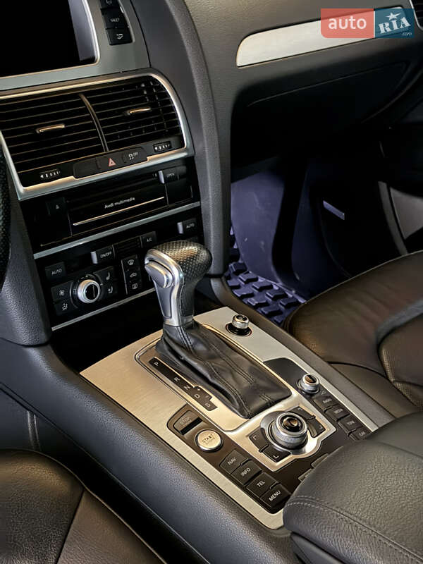 Внедорожник / Кроссовер Audi Q7 2015 в Судовой Вишне фото 10 Внедорожник / Кроссовер Audi Q7 2015 в Судовой Вишне