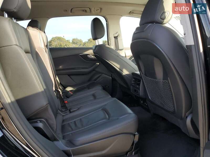 Внедорожник / Кроссовер Audi Q7 2020 в Виннице