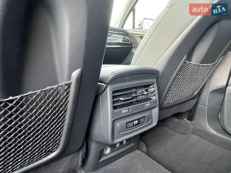 Внедорожник / Кроссовер Audi Q7 2019 в Львове