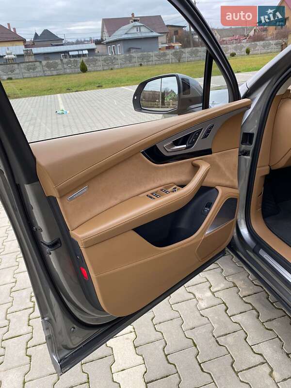 Внедорожник / Кроссовер Audi Q7 2016 в Черновцах фото 11 Внедорожник / Кроссовер Audi Q7 2016 в Черновцах