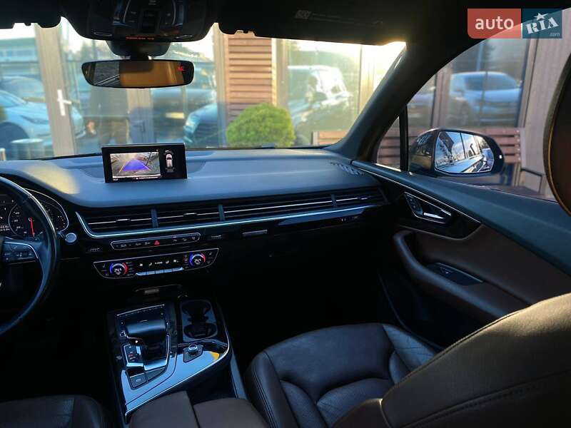 Внедорожник / Кроссовер Audi Q7 2016 в Львове