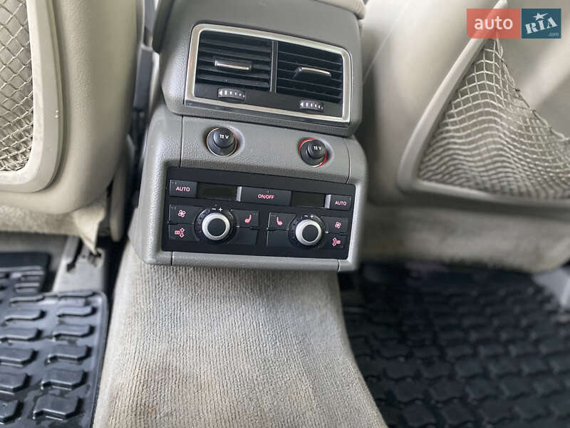 Внедорожник / Кроссовер Audi Q7 2008 в Звягеле