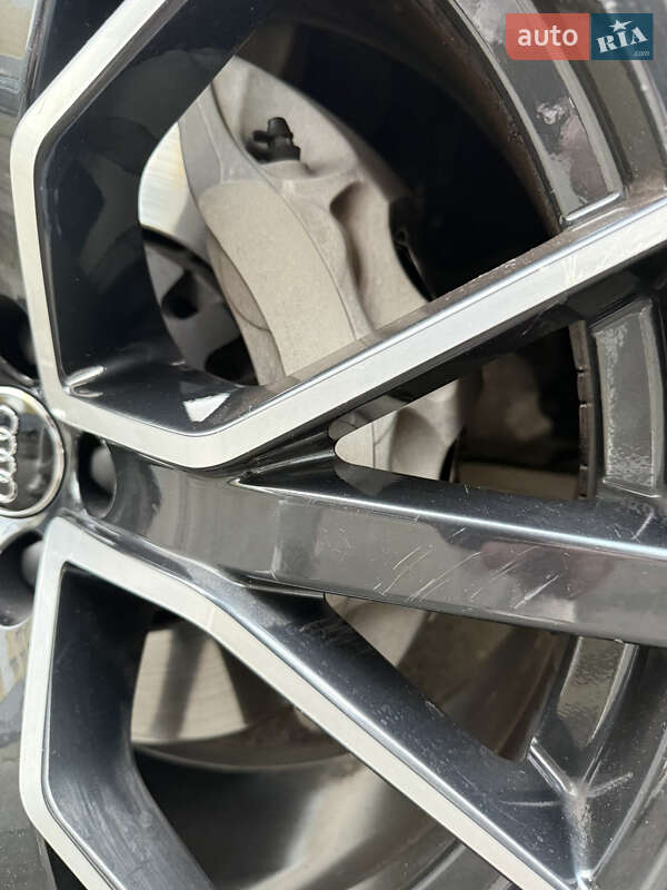 Внедорожник / Кроссовер Audi Q7 2020 в Киеве фото 22 Внедорожник / Кроссовер Audi Q7 2020 в Киеве