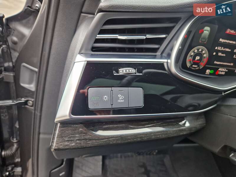 Внедорожник / Кроссовер Audi Q7 2022 в Днепре