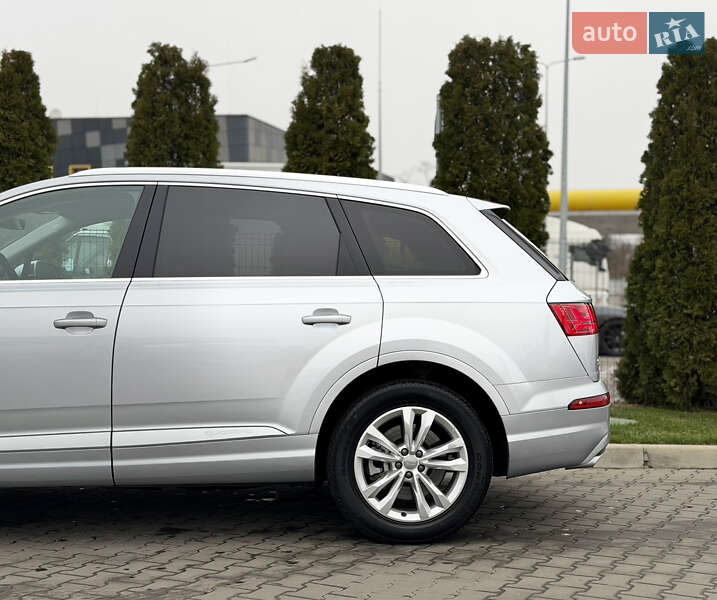 Внедорожник / Кроссовер Audi Q7 2018 в Киеве фото 7 Внедорожник / Кроссовер Audi Q7 2018 в Киеве