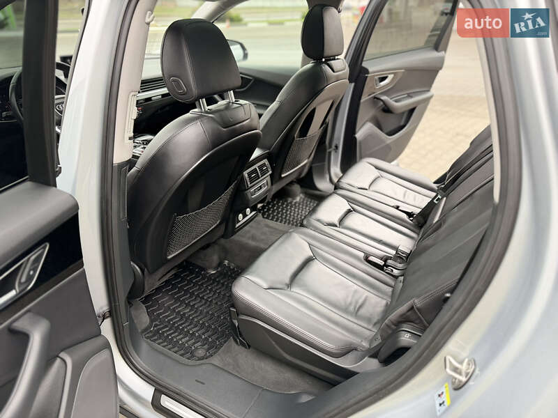 Внедорожник / Кроссовер Audi Q7 2018 в Киеве фото 40 Внедорожник / Кроссовер Audi Q7 2018 в Киеве