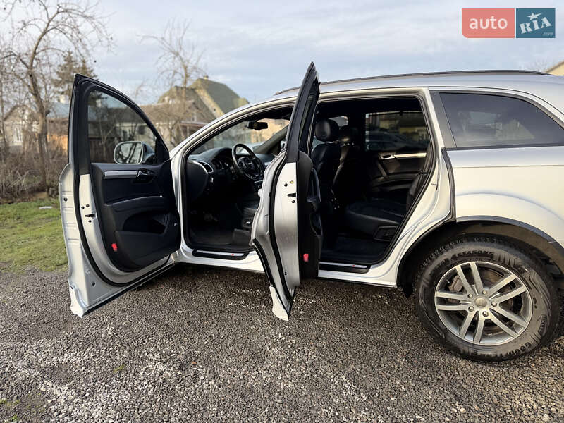 Внедорожник / Кроссовер Audi Q7 2012 в Владимире