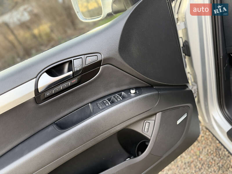 Внедорожник / Кроссовер Audi Q7 2012 в Владимире