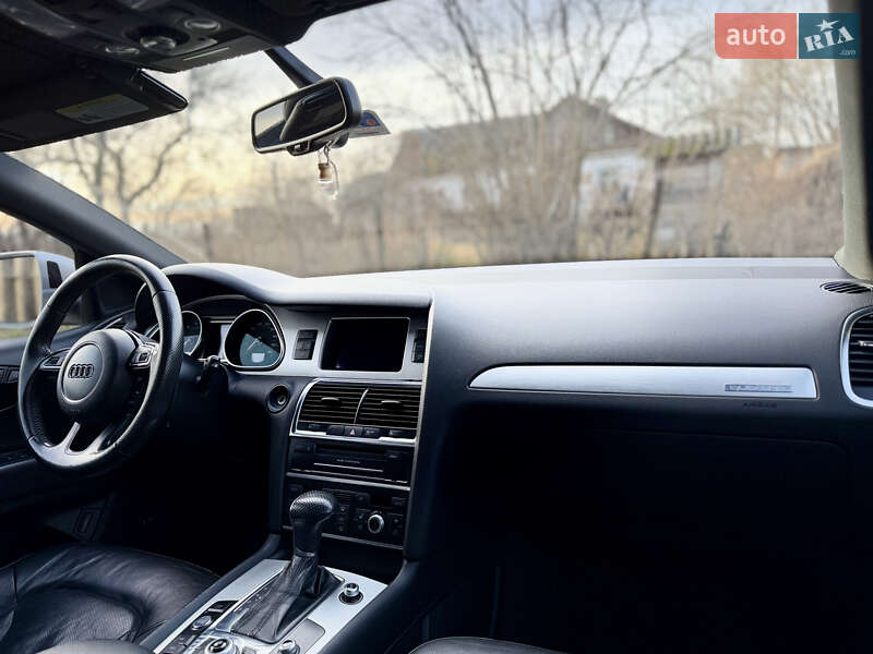 Внедорожник / Кроссовер Audi Q7 2012 в Владимире